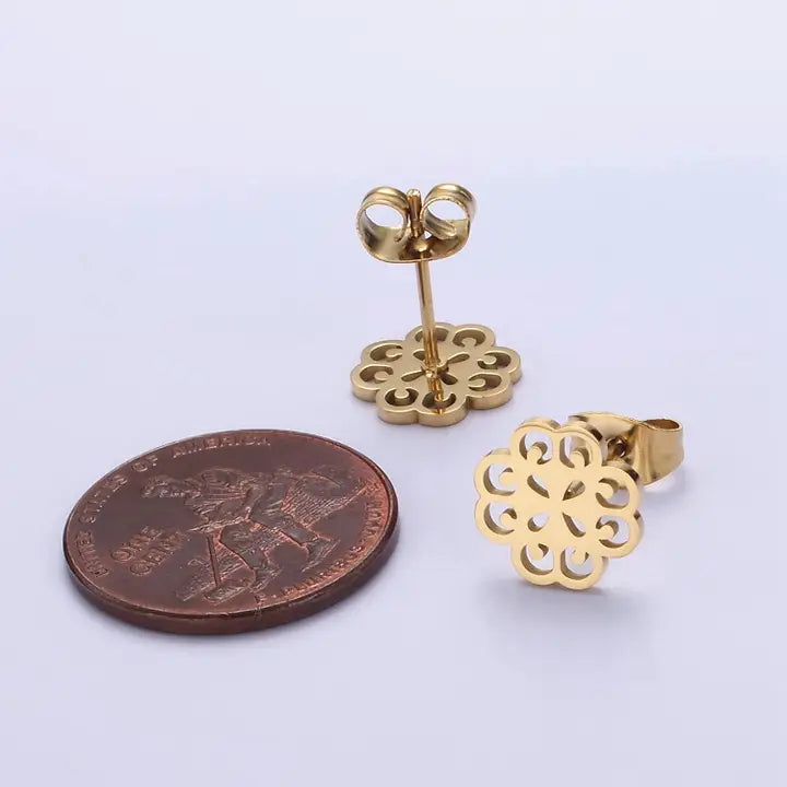 Artisan Flower Open Stud Earrings