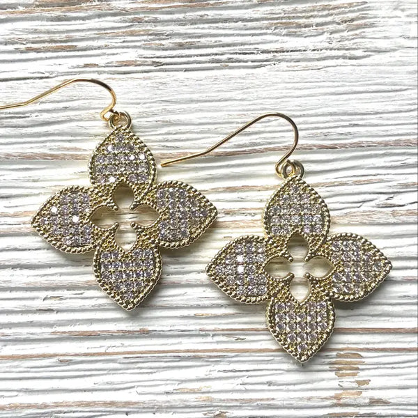 Quatrefoil Clover Boutique Style Earrings - Gold